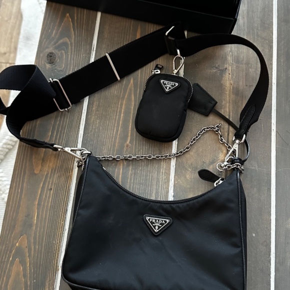 Prada Re Edition Crossbody Bag - Picture 2 of 2